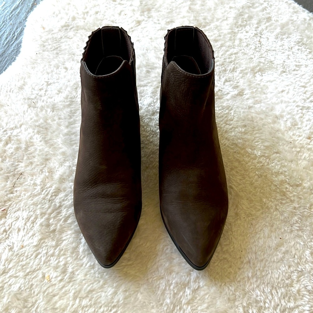 Halogen (Nordstrom brand) Chelsea boots